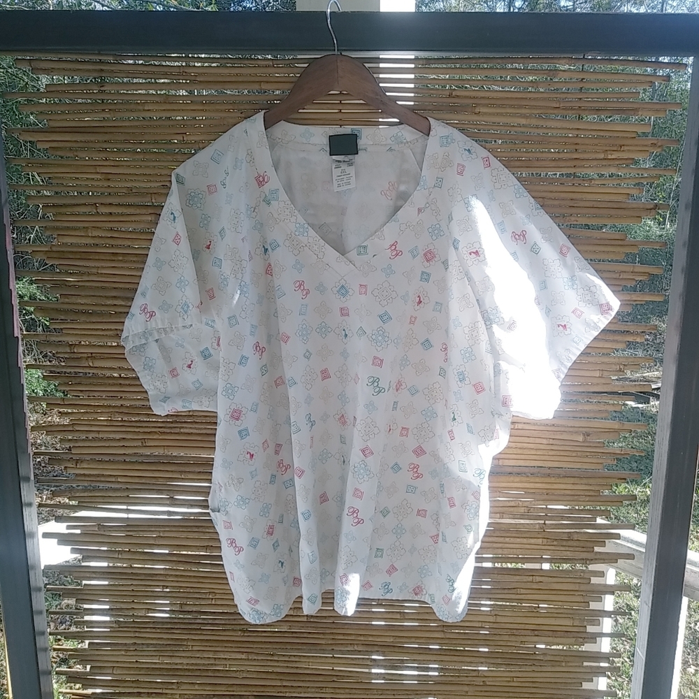 Baby Phat 5X White Scrub Top Plus